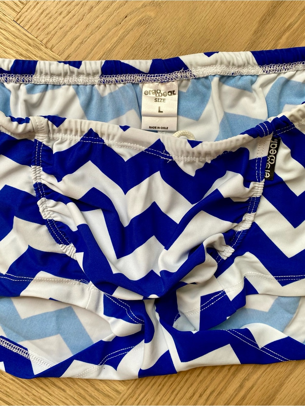 Men's Blue Chevron Ergowear Swim Shorts with Elastic Waist - Picture 3 of 4